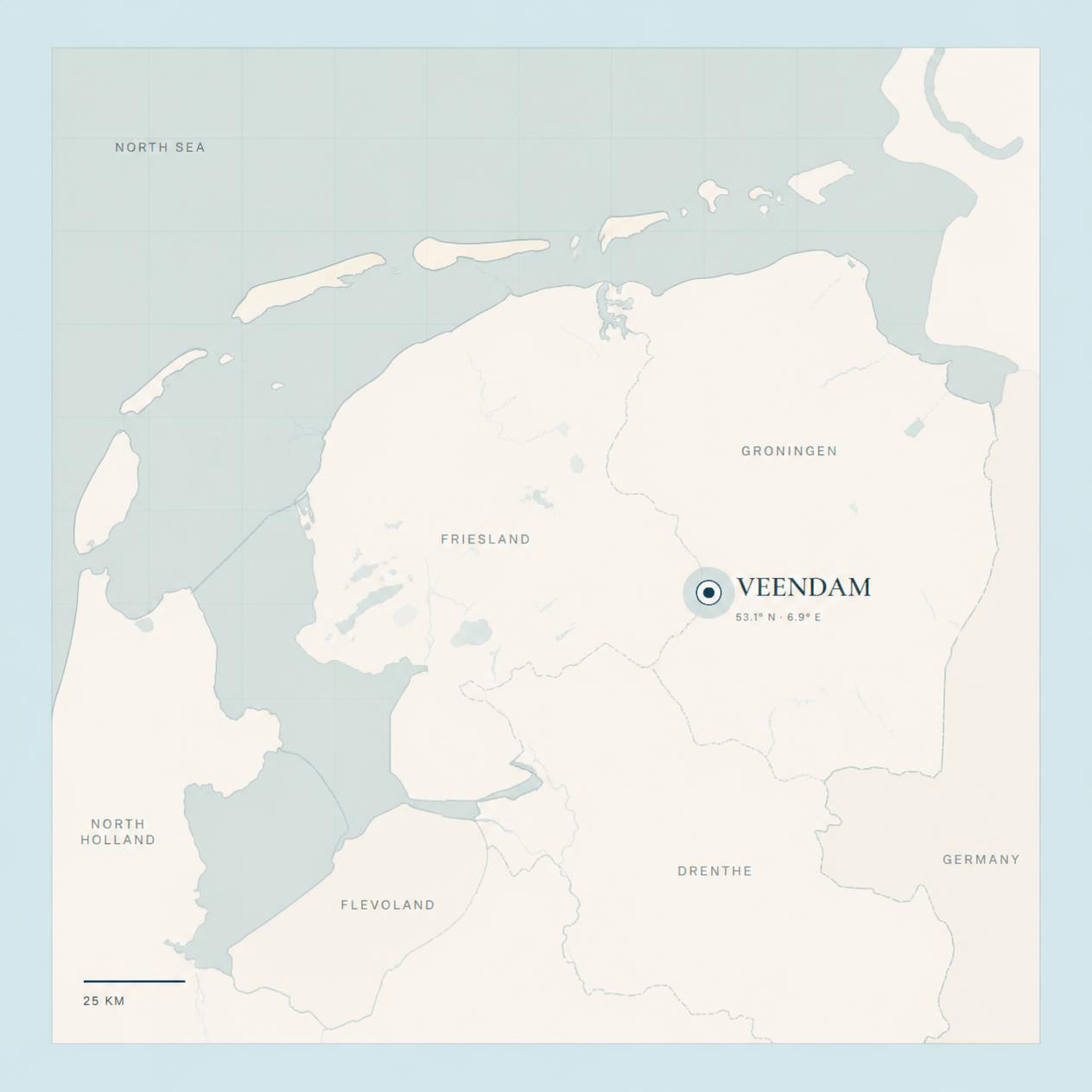 Locator map of the Northern Netherlands showing the North Sea and Wadden coast, with Friesland, Groningen, Drenthe and Flevoland, and Veendam marked at 53.1° N · 6.9° E